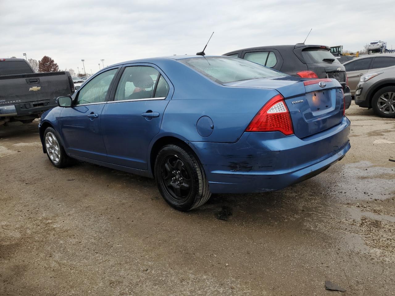 Изображение 2 2010 FORD FUSION SE 2010 с VIN 3FAHP0HA1AR305915