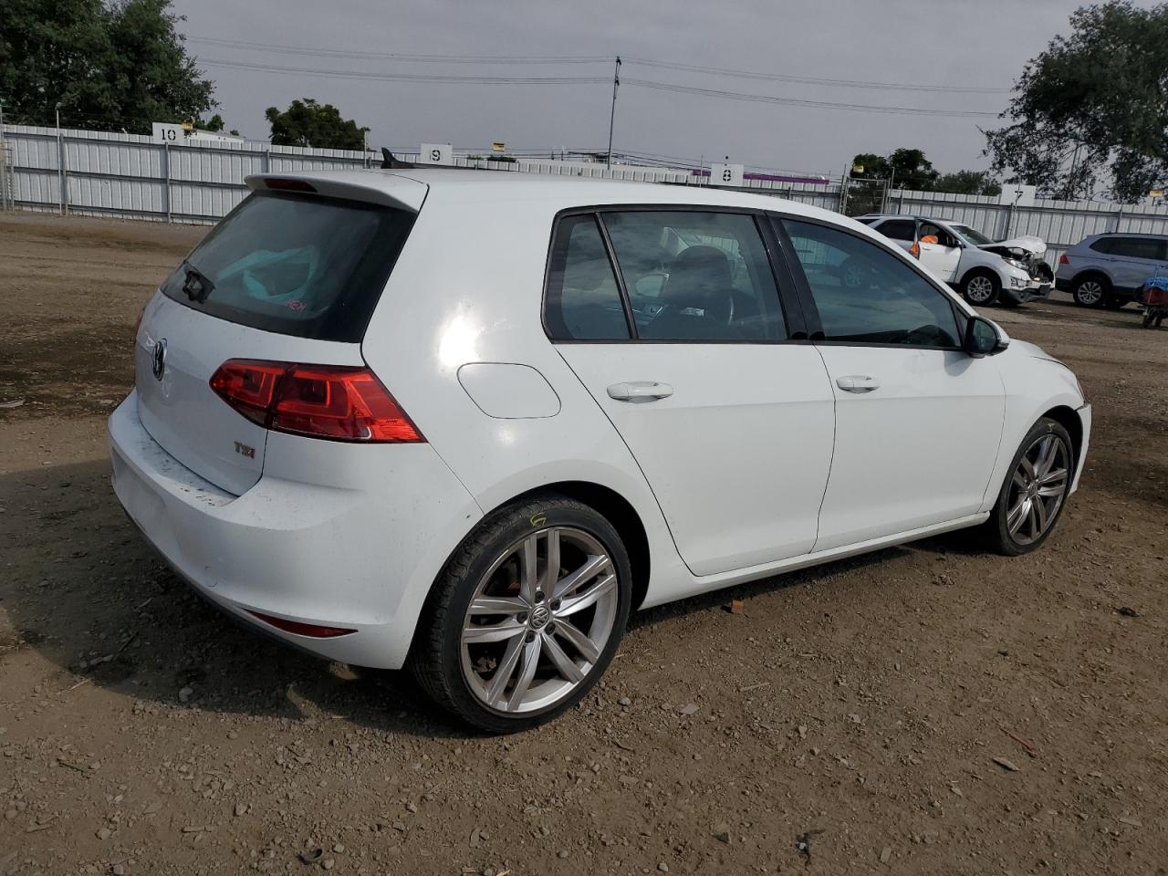 Изображение 3 2015 VOLKSWAGEN GOLF  2015 с VIN 3VW217AU8FM014425