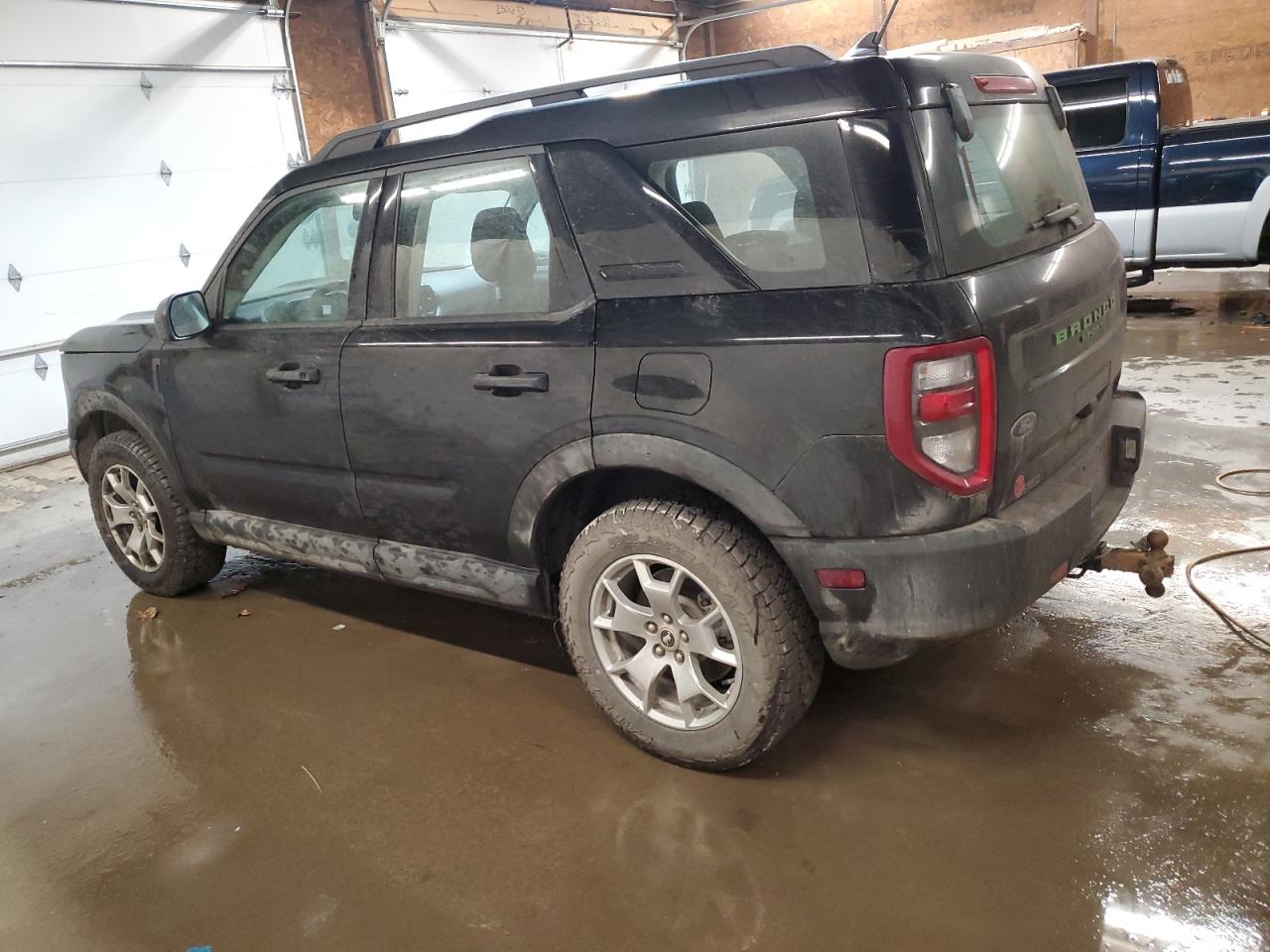 Obraz 2 z 2021 FORD BRONCO SPORT  2021 z VIN 3FMCR9A66MRB31476