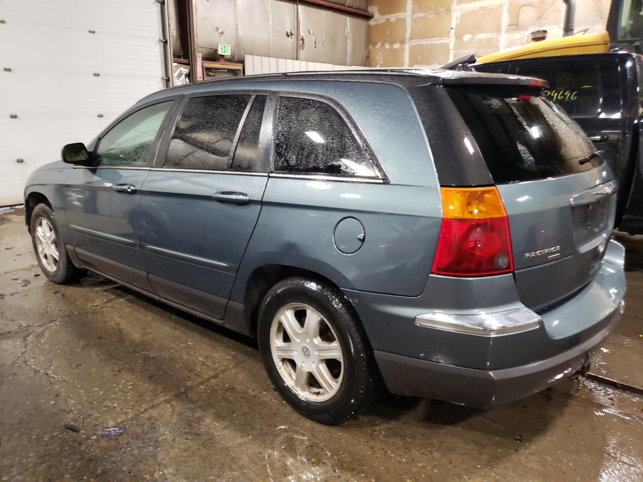 Image 2 of 2005 CHRYSLER PACIFICA TOURING 2005 with VIN 2C8GF68405R329915