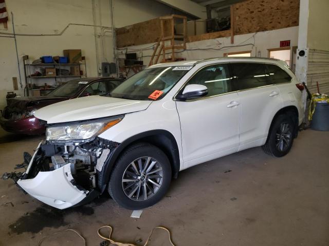 Image 1 of 2018 TOYOTA HIGHLANDER SE 2018 with VIN 5TDJZRFH1JS558076