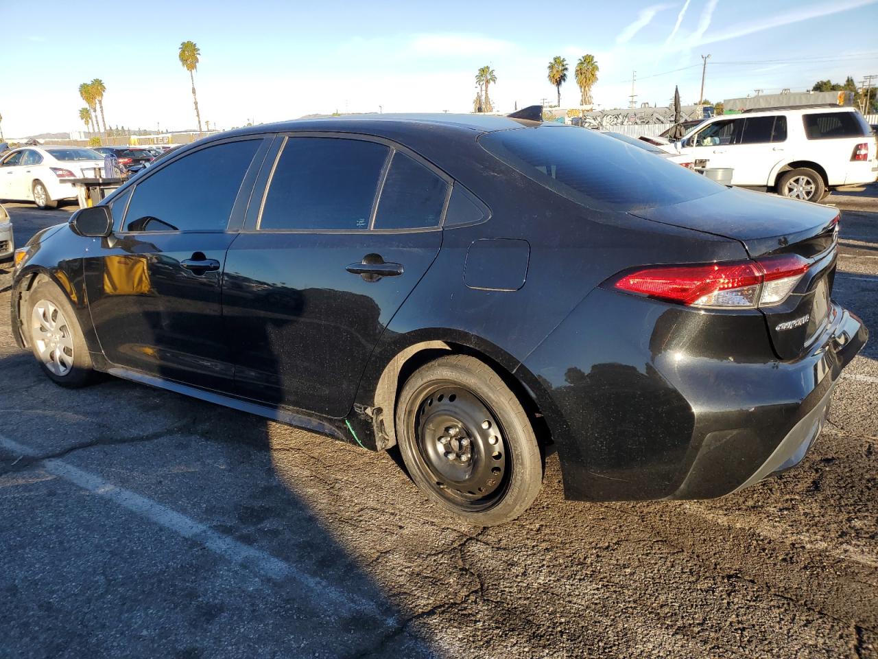 Изображение 2 2021 TOYOTA COROLLA LE 2021 с VIN 5YFEPMAE5MP228624