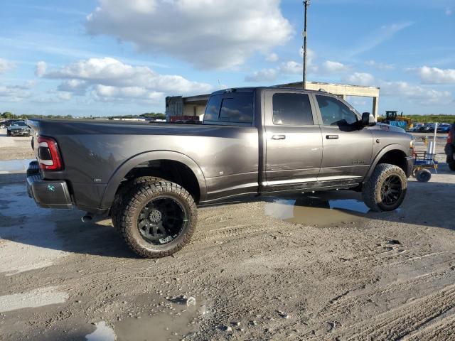 Image 3 of 2022 RAM 3500 LIMITED 2022 with VIN 3C63RRRL6NG134784