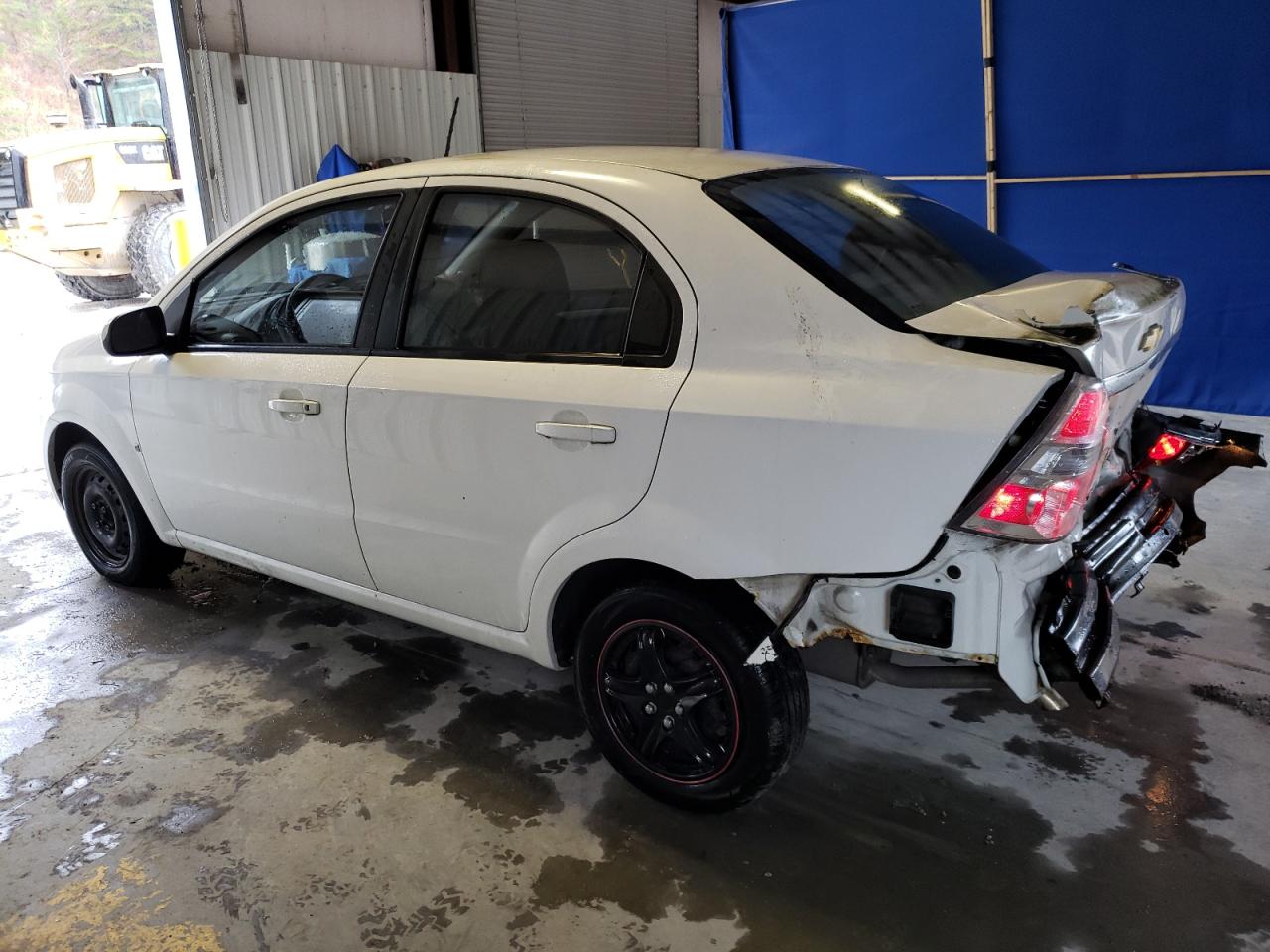 Image 2 of 2009 CHEVROLET AVEO LS 2009 with VIN KL1TD56E39B623980