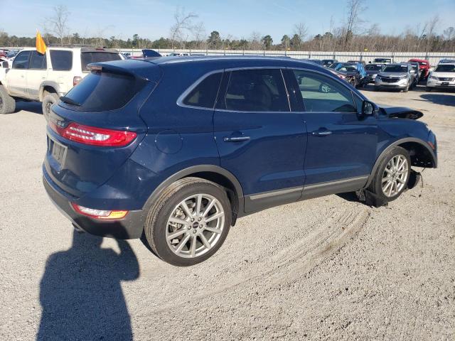 Image 3 of 2019 LINCOLN MKC RESERVE 2019 with VIN 5LMCJ3C90KUL31865