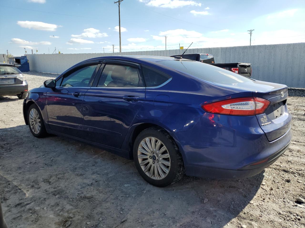 Image 2 of 2013 FORD FUSION SE HYBRID 2013 with VIN 3FA6P0LU5DR312766