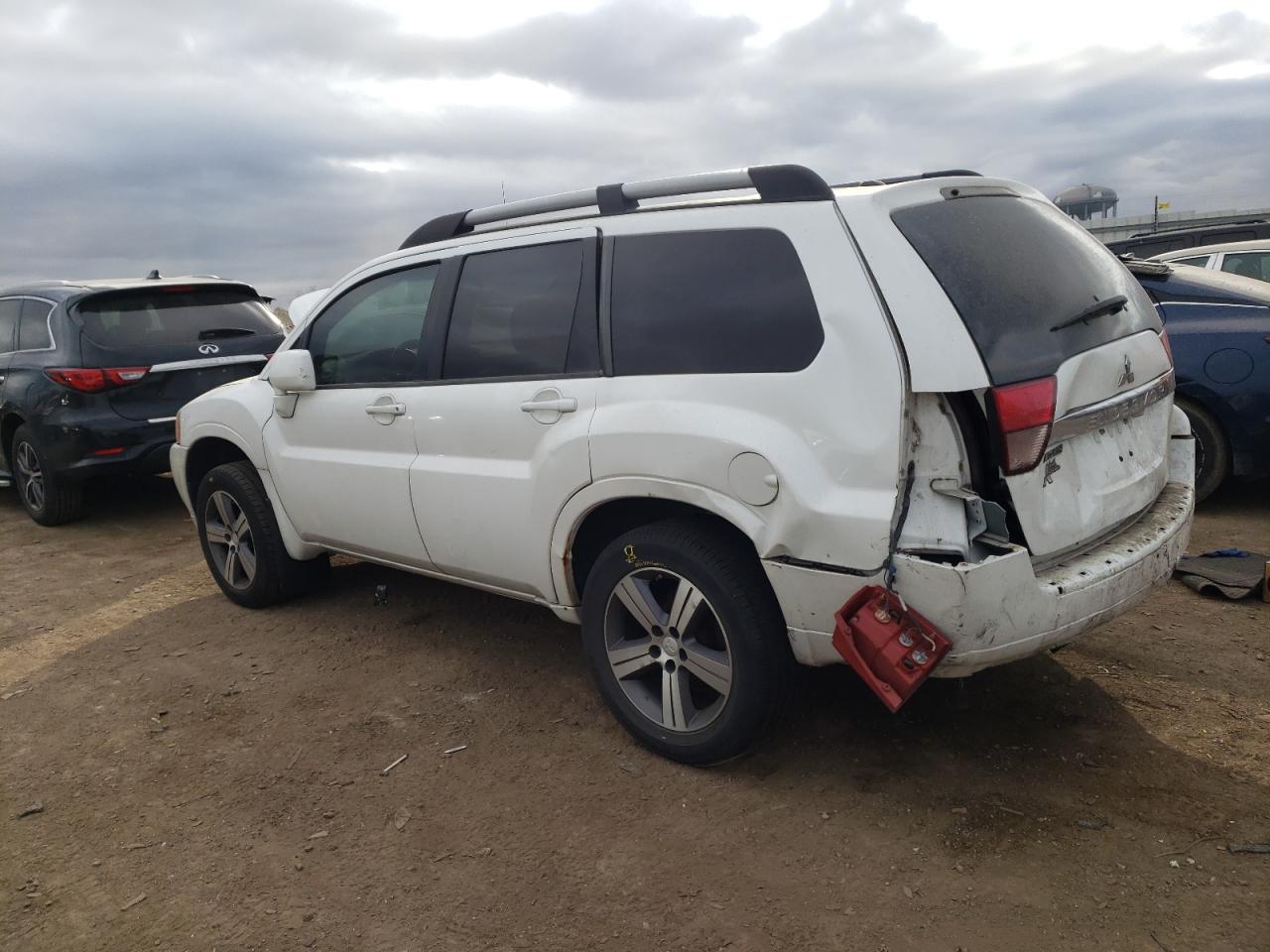 Obraz 2 z 2011 MITSUBISHI ENDEAVOR SE 2011 z VIN 4A4JN3AS4BE018331