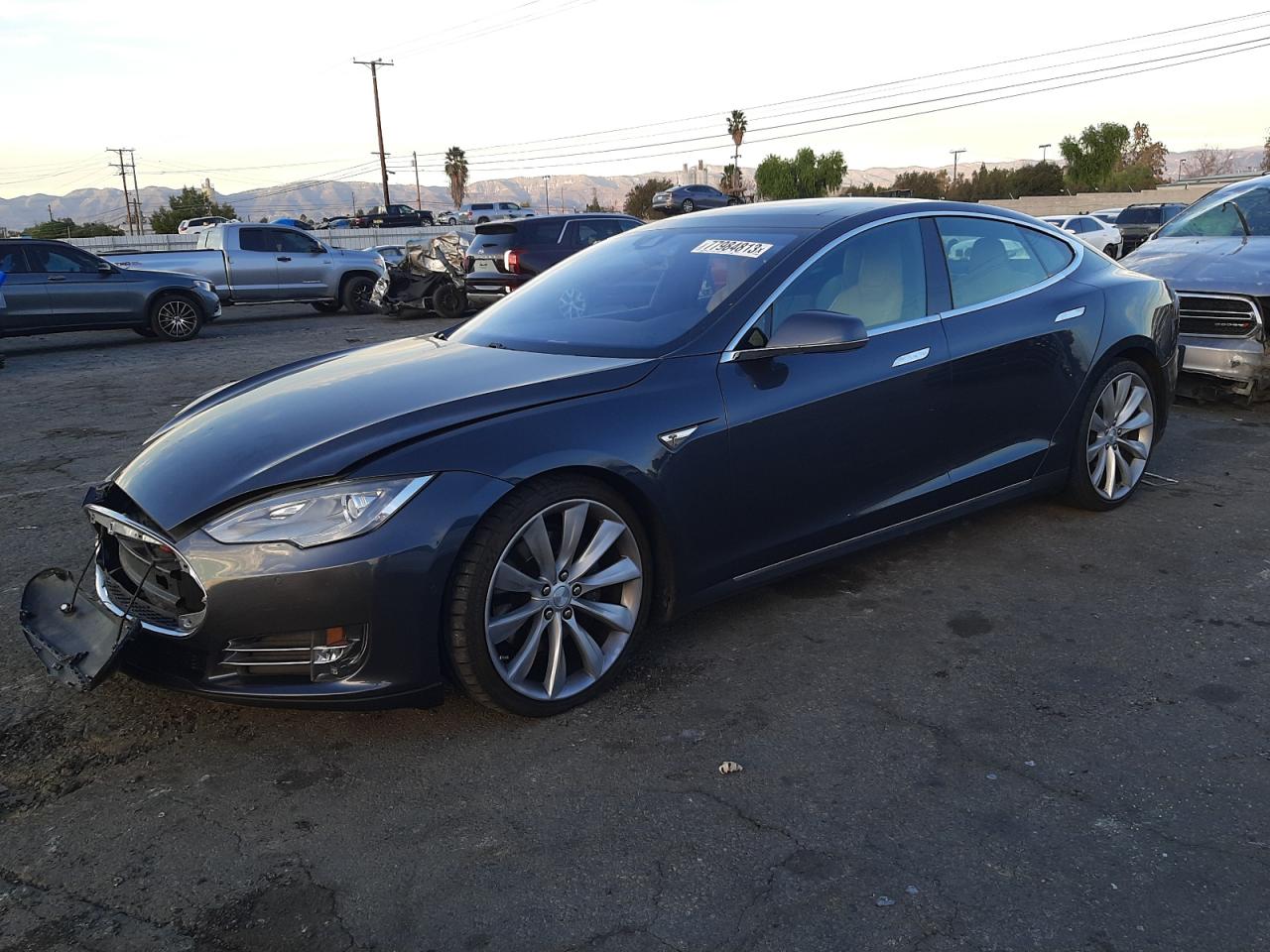 2015 TESLA MODEL S  2015 image