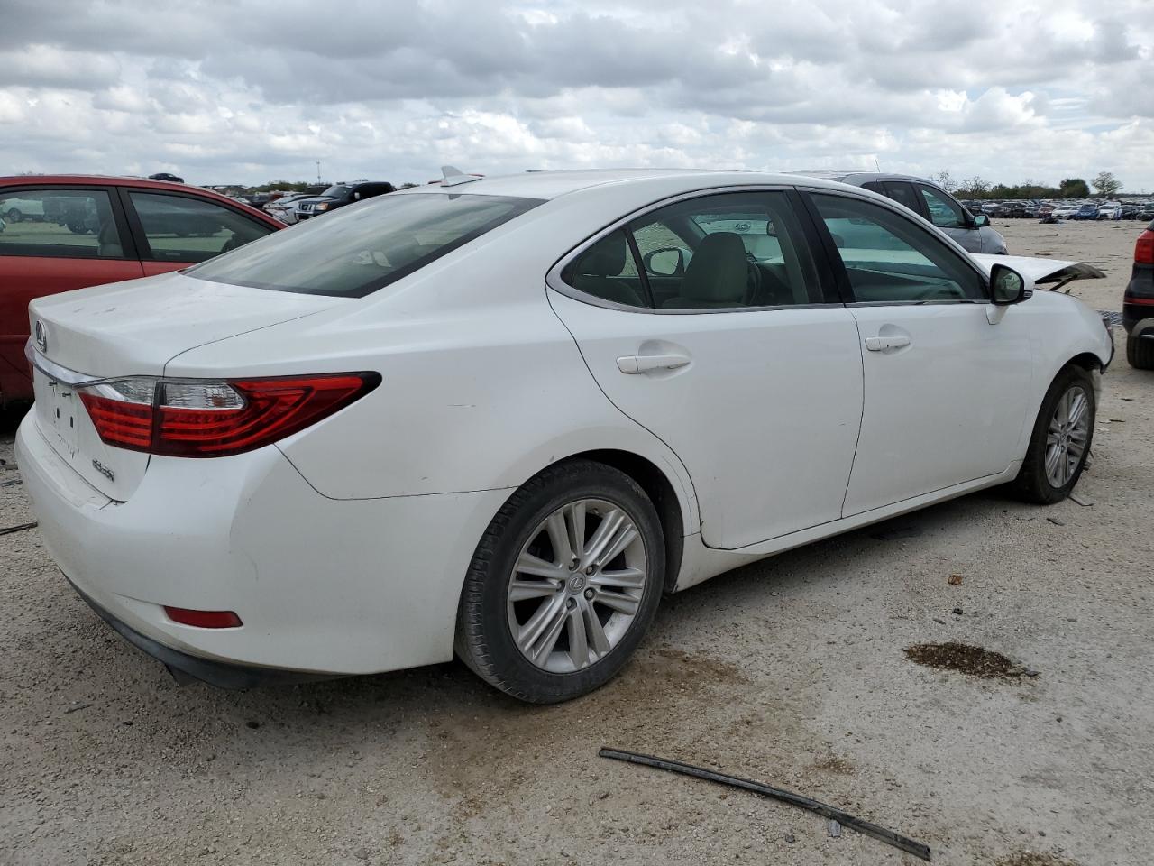 Image 3 of 2013 LEXUS ES 350 2013 with VIN JTHBK1GG6D2030916