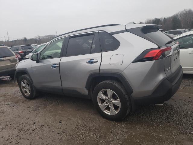 Image 2 of 2019 TOYOTA RAV4 XLE 2019 with VIN JTMP1RFV1KJ008592