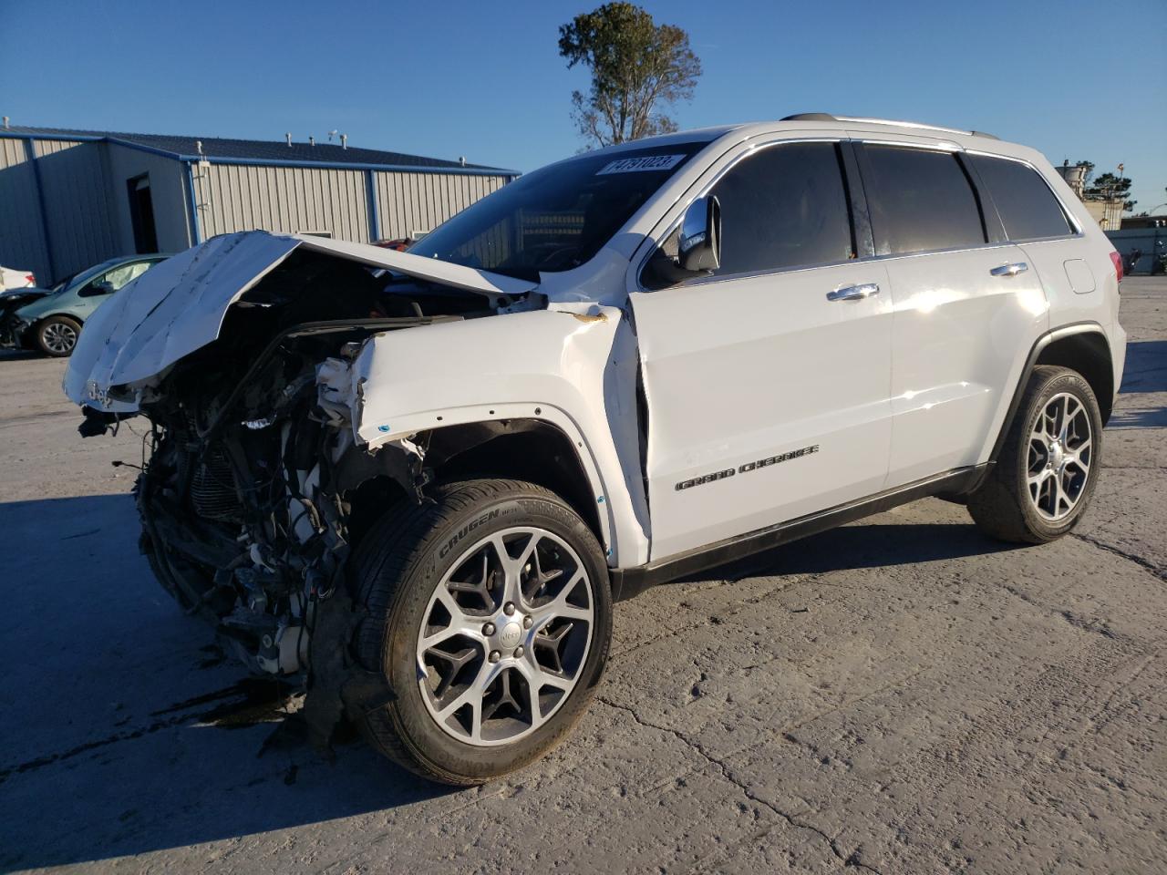 Image 1 of 2019 JEEP GRAND CHEROKEE LIMITED 2019 with VIN 1C4RJEBG2KC699418