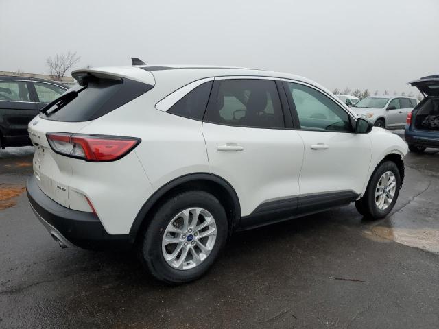 Image 3 of 2022 FORD ESCAPE SE 2022 with VIN 1FMCU9G63NUA60558