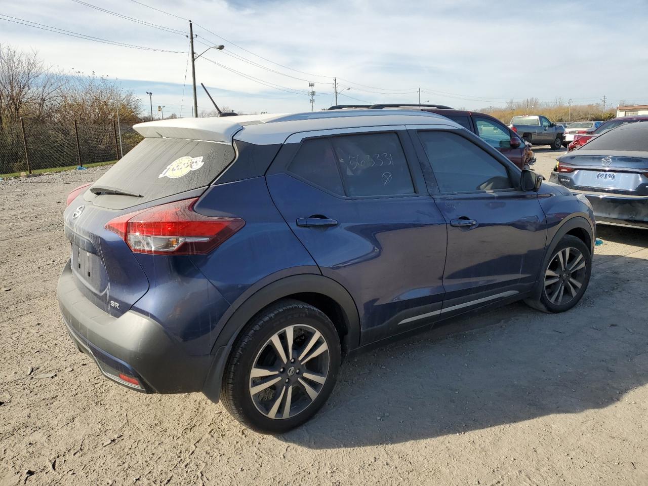Image 3 of 2019 NISSAN KICKS S 2019 with VIN 3N1CP5CU1KL563331