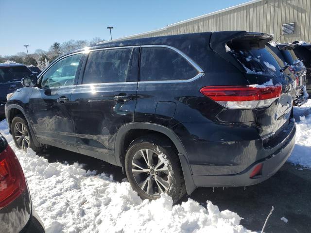 Image 2 of 2019 TOYOTA HIGHLANDER LE 2019 with VIN 5TDBZRFH5KS720569