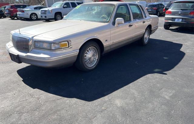 Изображение 2 1995 LINCOLN TOWN CAR SIGNATURE 1995 с VIN 1LNLM82W4SY705014