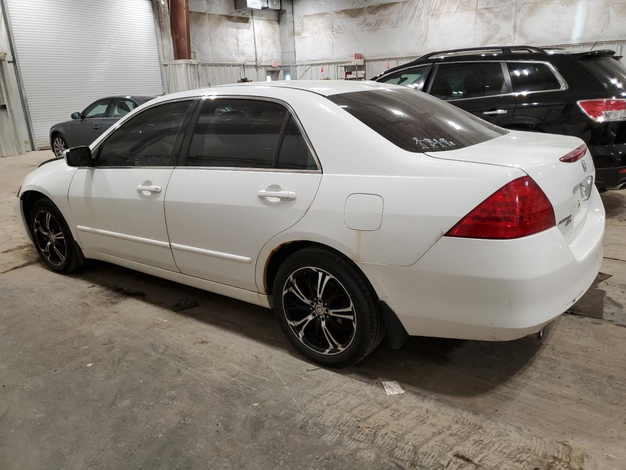 Image 2 of 2007 HONDA ACCORD EX 2007 with VIN 1HGCM66587A031784