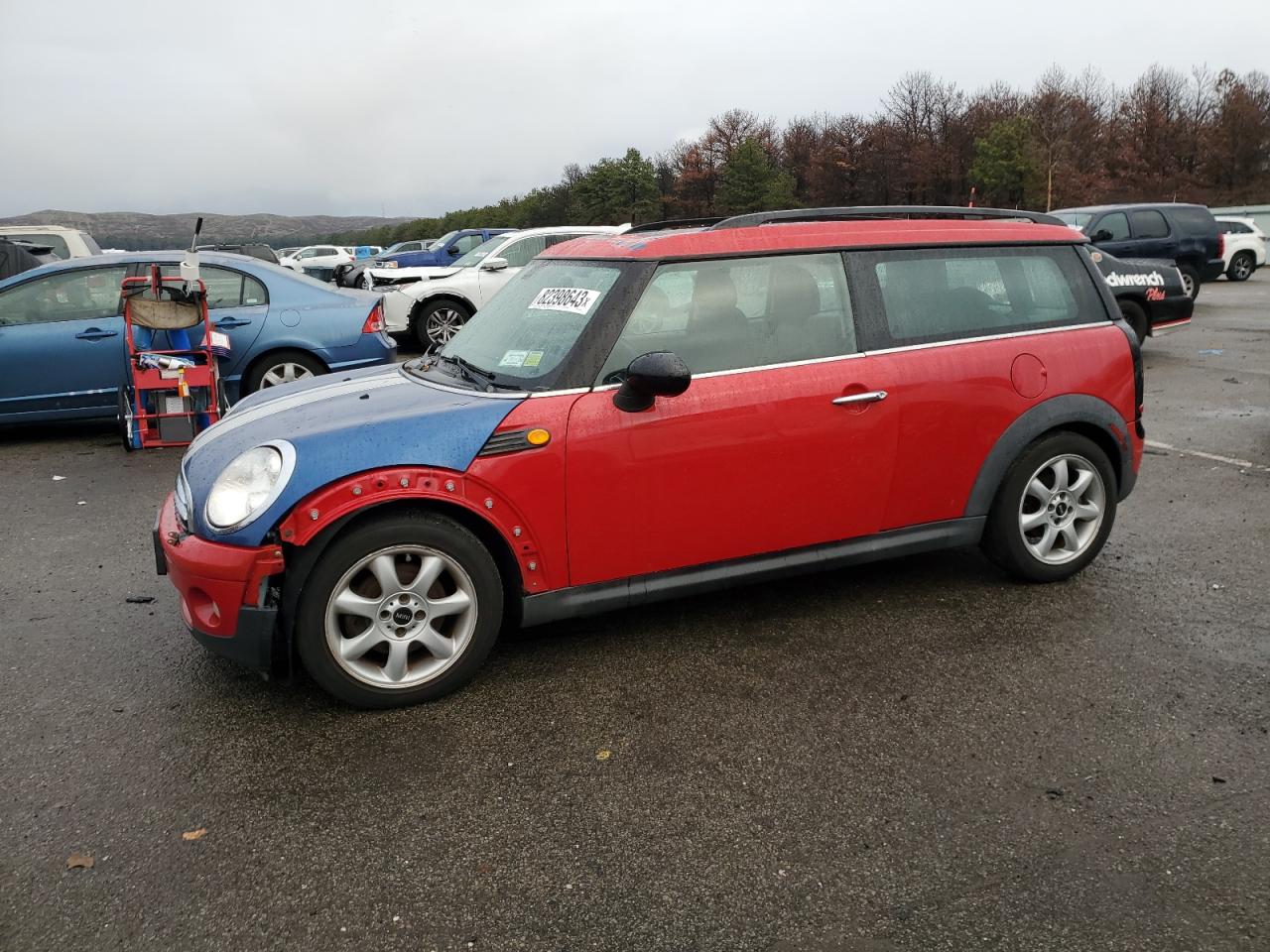 Obraz 1 z 2009 MINI COOPER CLUBMAN 2009 z VIN WMWML33579TP97566