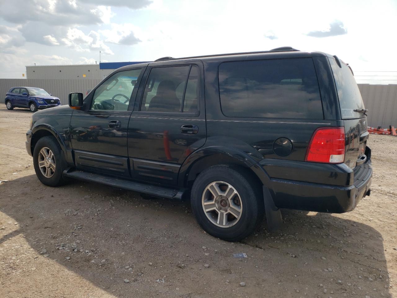 Image 2 of 2004 FORD EXPEDITION EDDIE BAUER 2004 with VIN 1FMFU18L04LA79124