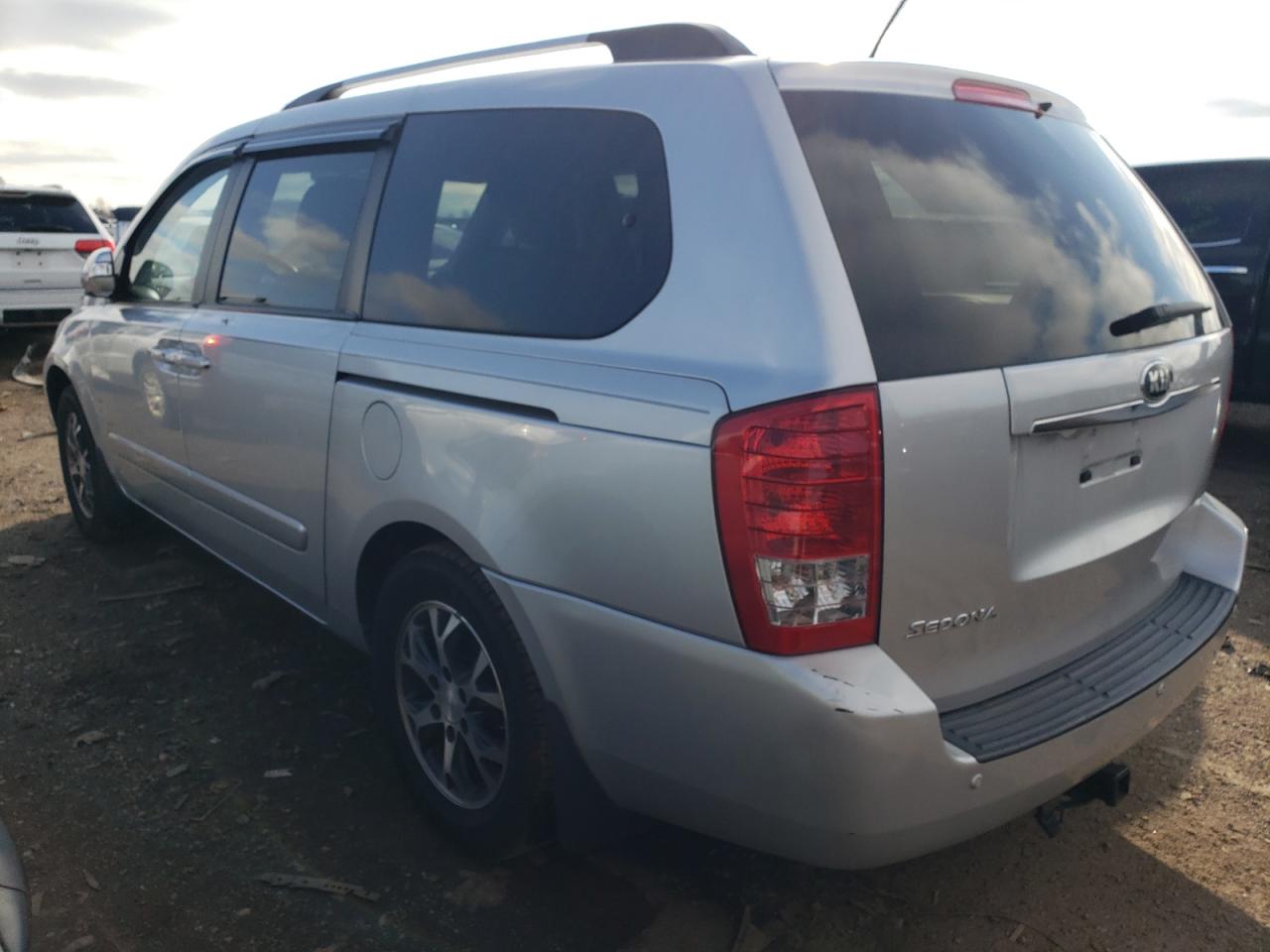 Obraz 2 z 2014 KIA SEDONA LX 2014 z VIN KNDMG4C71E6586600