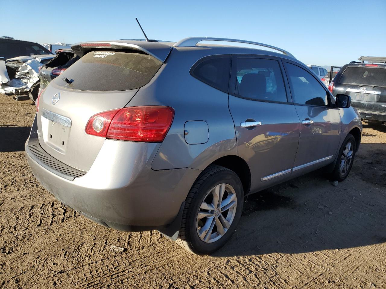 Изображение 3 2015 NISSAN ROGUE SELECT S 2015 с VIN JN8AS5MT6FW670260
