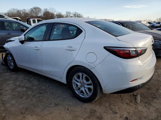 Obraz 2 z 2017 TOYOTA YARIS IA  2017 z VIN 3MYDLBYV2HY181299