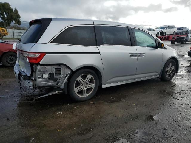 Image 3 of 2013 HONDA ODYSSEY TOURING 2013 with VIN 5FNRL5H98DB076474
