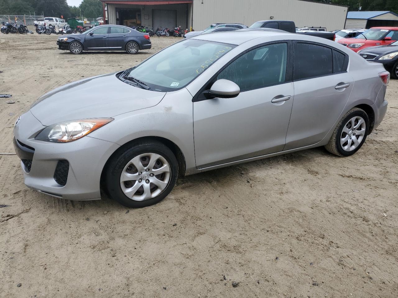 Image 1 of 2013 MAZDA 3 I 2013 with VIN JM1BL1TG5D1810402