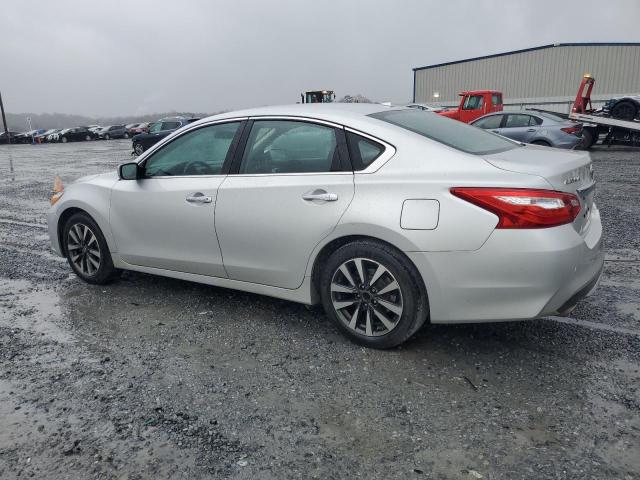 Obraz 2 z 2017 NISSAN ALTIMA 2.5 2017 z VIN 1N4AL3AP3HC259185