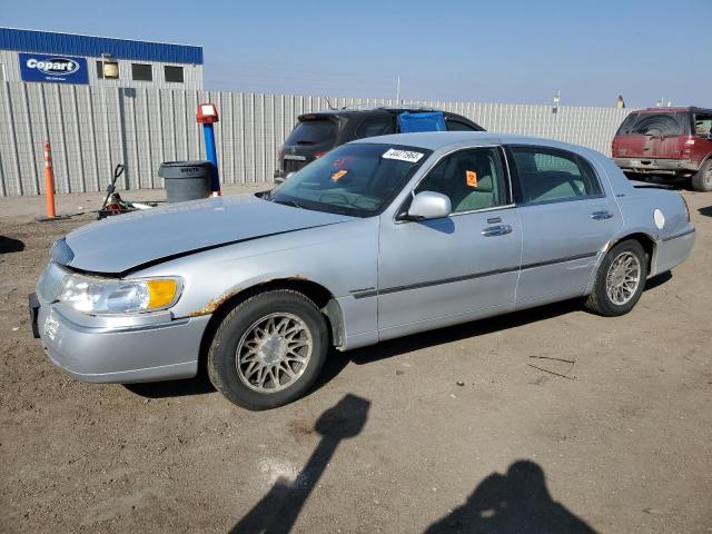 Image 1 of 2001 LINCOLN TOWN CAR SIGNATURE 2001 with VIN 1LNHM82W61Y734664