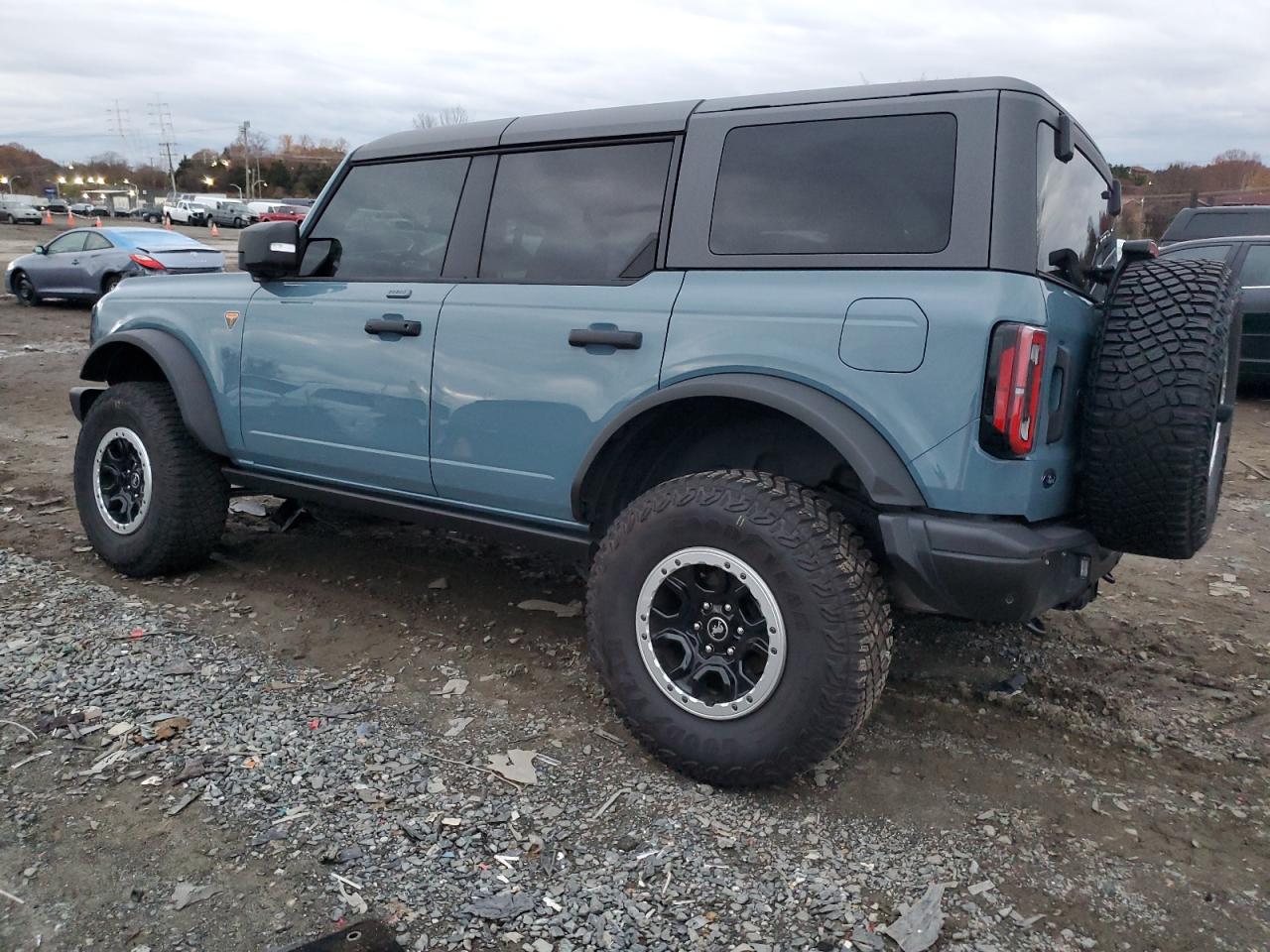 Image 2 of 2022 FORD BRONCO BASE 2022 with VIN 1FMEE5DP5NLB29056