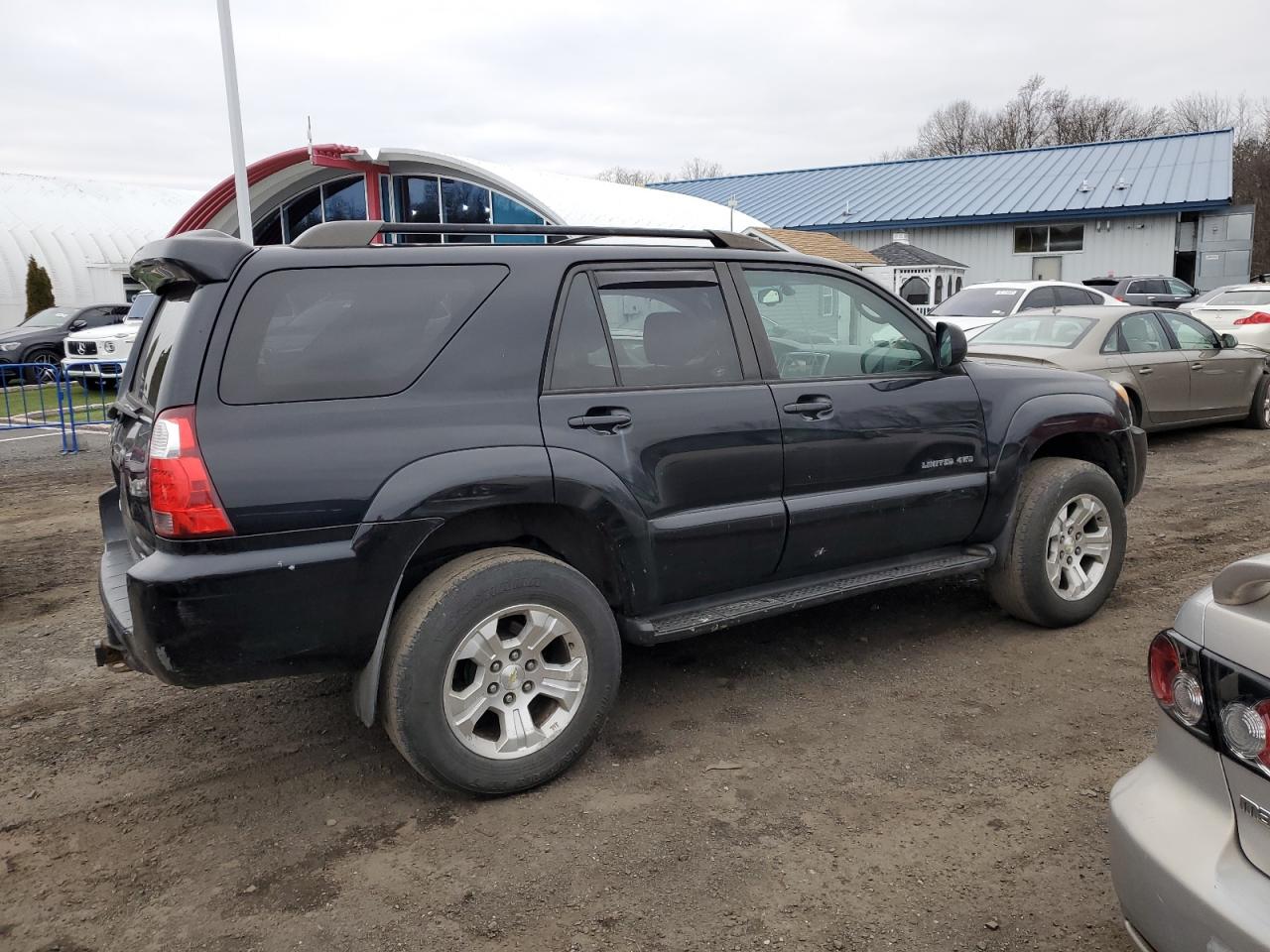 Image 3 of 2006 TOYOTA 4RUNNER LIMITED 2006 with VIN JTEBT17R568034502