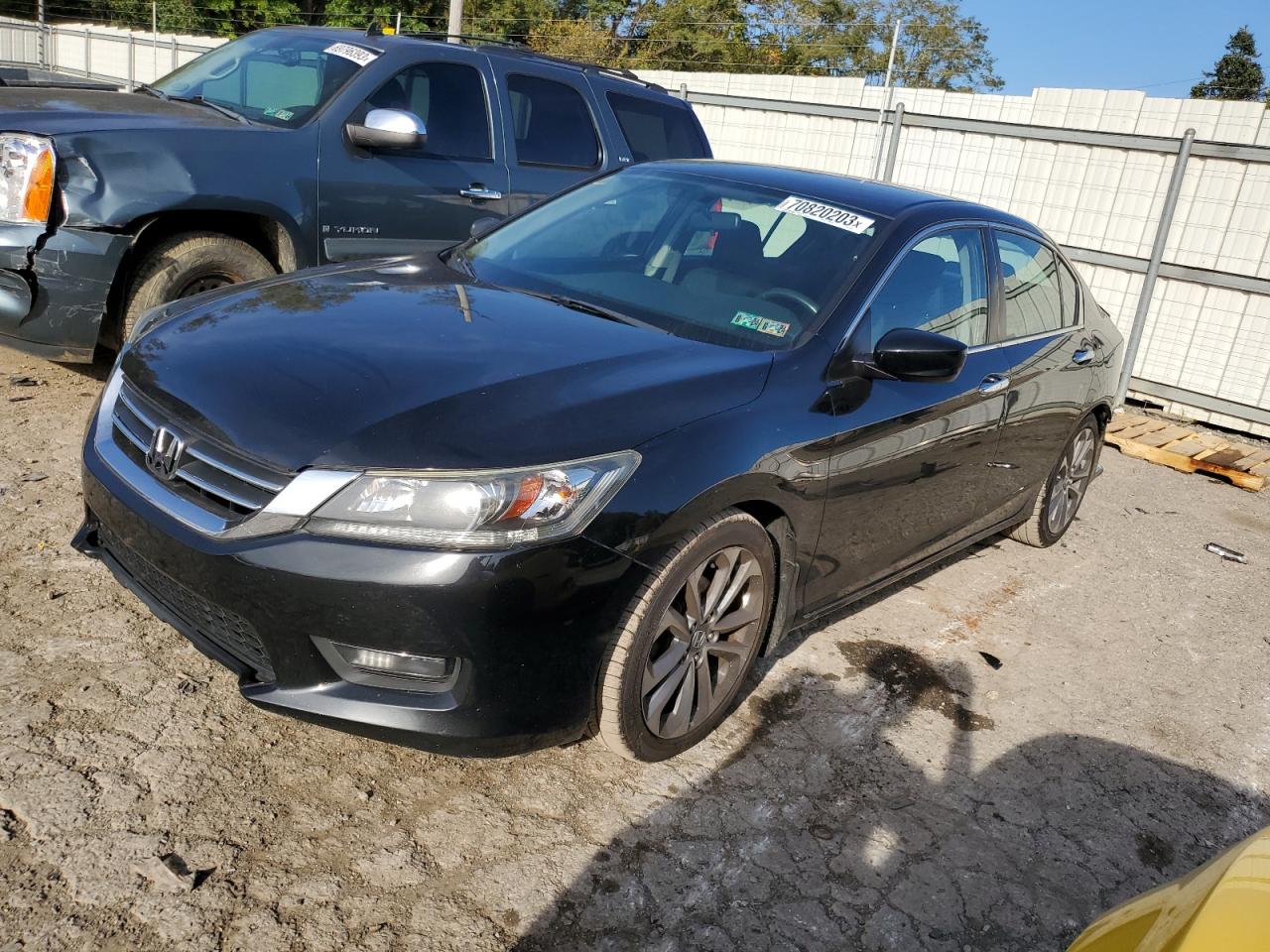 Image 1 of 2014 HONDA ACCORD SPORT 2014 with VIN 1HGCR2F5XEA269725