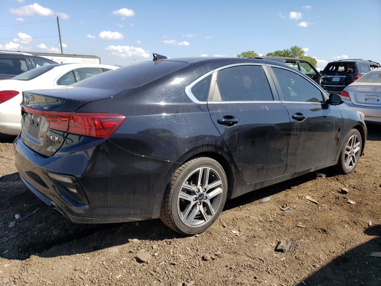 Image 3 of 2020 KIA FORTE EX 2020 with VIN 3KPF54AD2LE165631