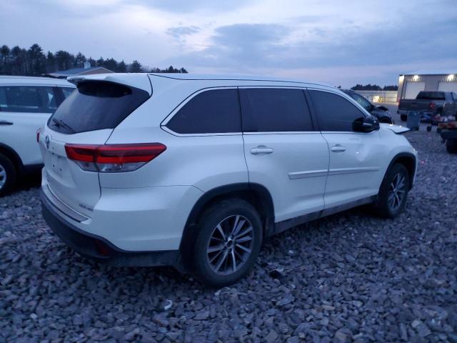 Image 3 of 2019 TOYOTA HIGHLANDER SE 2019 with VIN 5TDJZRFHXKS586265