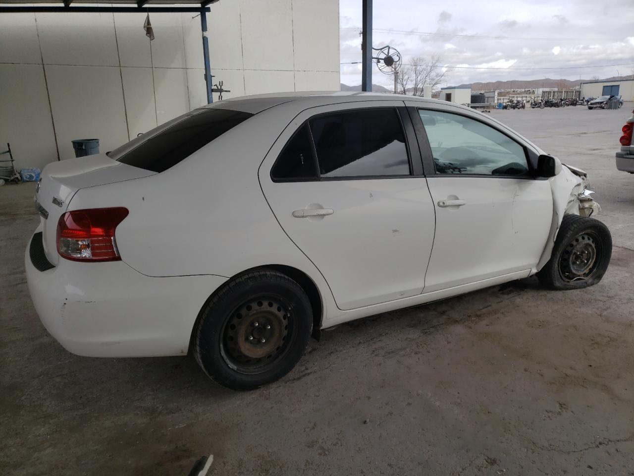 Obraz 3 z 2009 TOYOTA YARIS  2009 z VIN JTDBT903691337066