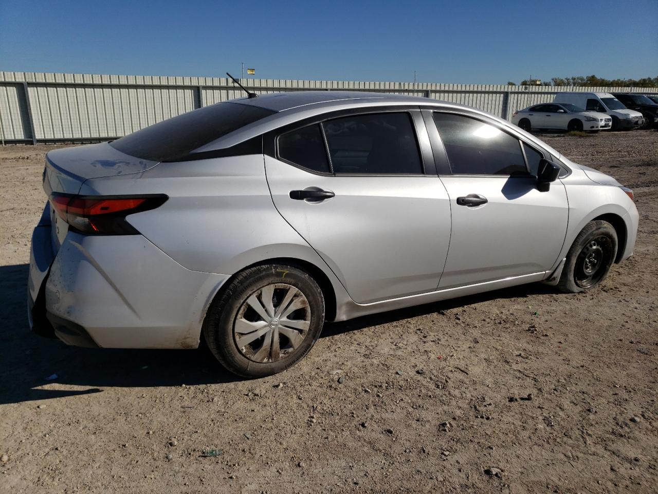 Obraz 3 z 2023 NISSAN VERSA S 2023 z VIN 3N1CN8DVXPL873550