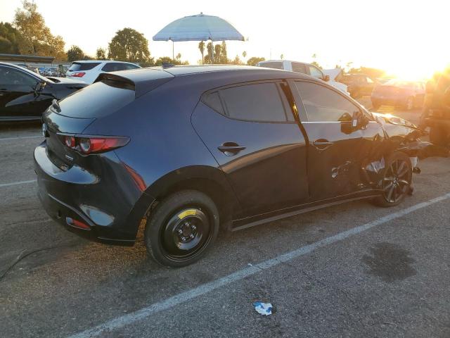 Image 3 of 2019 MAZDA 3 PREMIUM 2019 with VIN JM1BPANMXK1143380