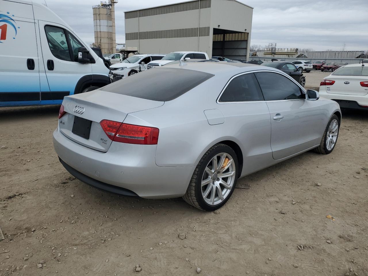 Image 3 of 2011 AUDI A5 PREMIUM PLUS 2011 with VIN WAULFAFR1BA071788