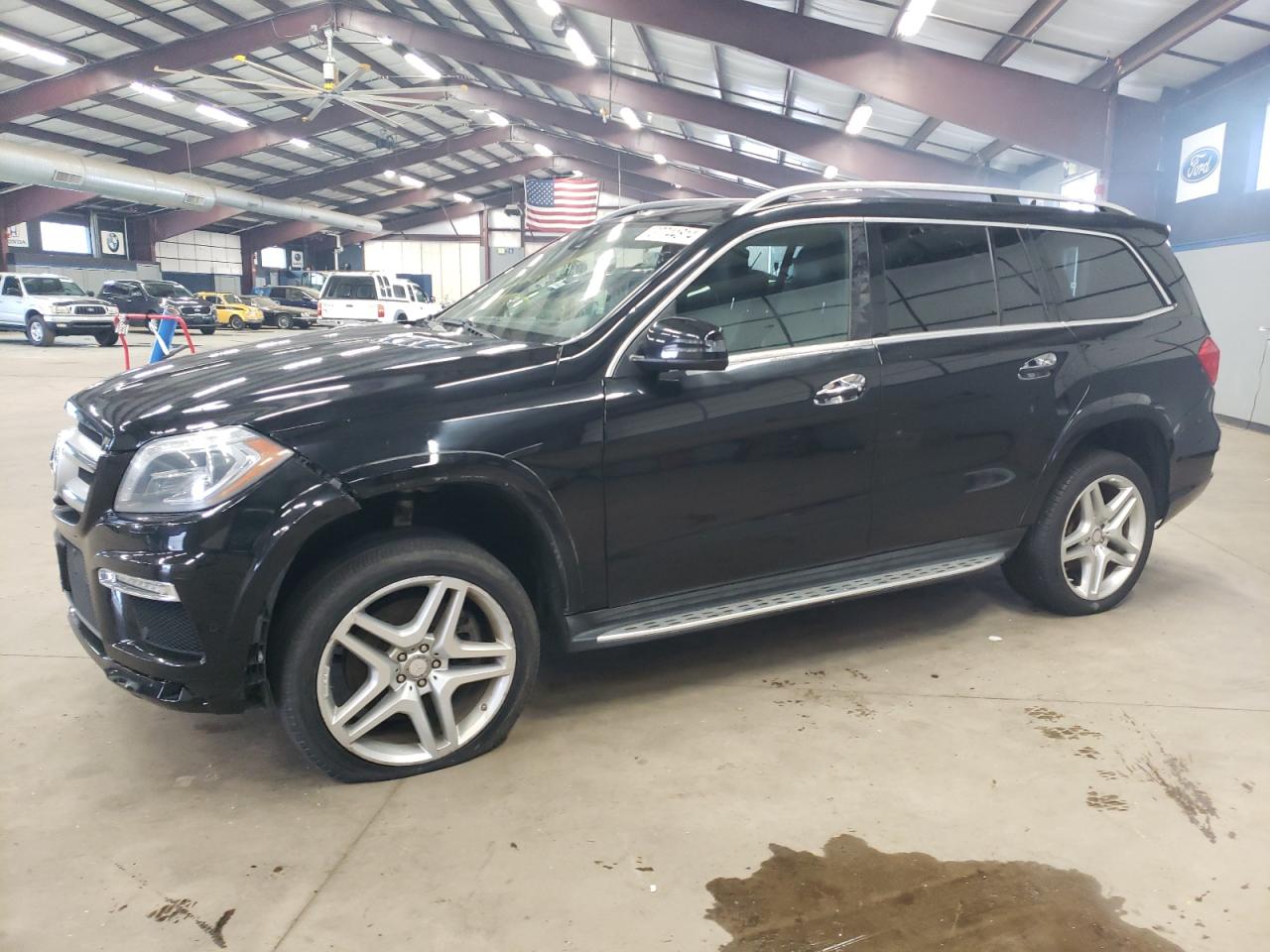 Image 1 of 2015 MERCEDES-BENZ GL 550 4MATIC 2015 with VIN 4JGDF7DE7FA511797