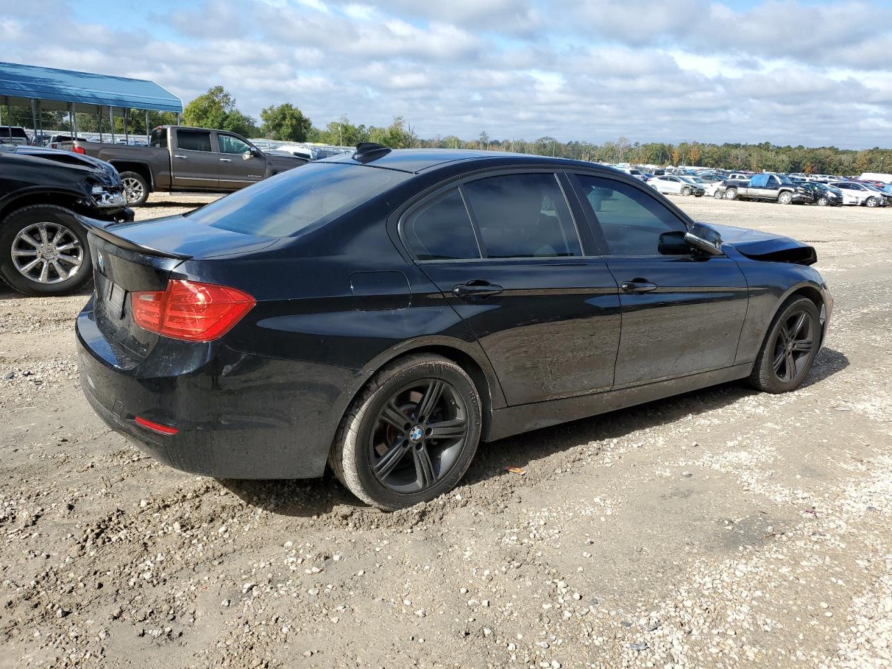 Obraz 3 z 2014 BMW 328 XI SULEV 2014 z VIN WBA3B5G59ENS07144