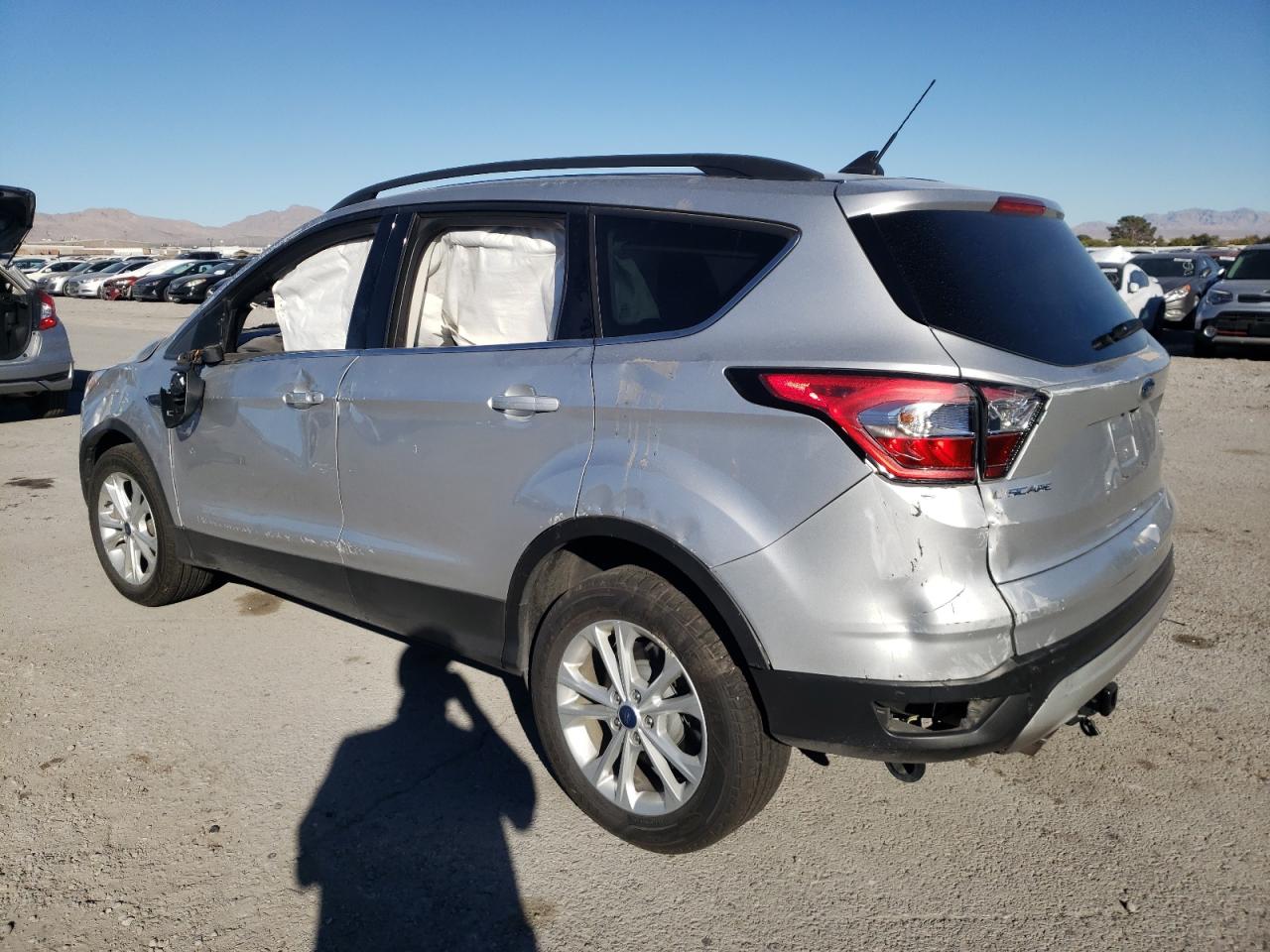 Obraz 2 z 2018 FORD ESCAPE SE 2018 z VIN 1FMCU0GD8JUD43168