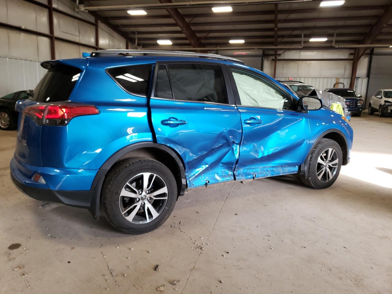 Изображение 3 2018 TOYOTA RAV4 ADVENTURE 2018 с VIN JTMRFREV1JJ256416