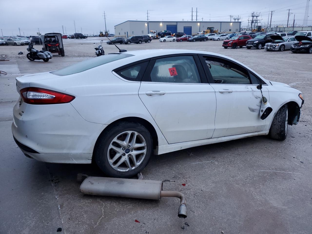 Image 3 of 2016 FORD FUSION SE 2016 with VIN 3FA6P0HDXGR302960