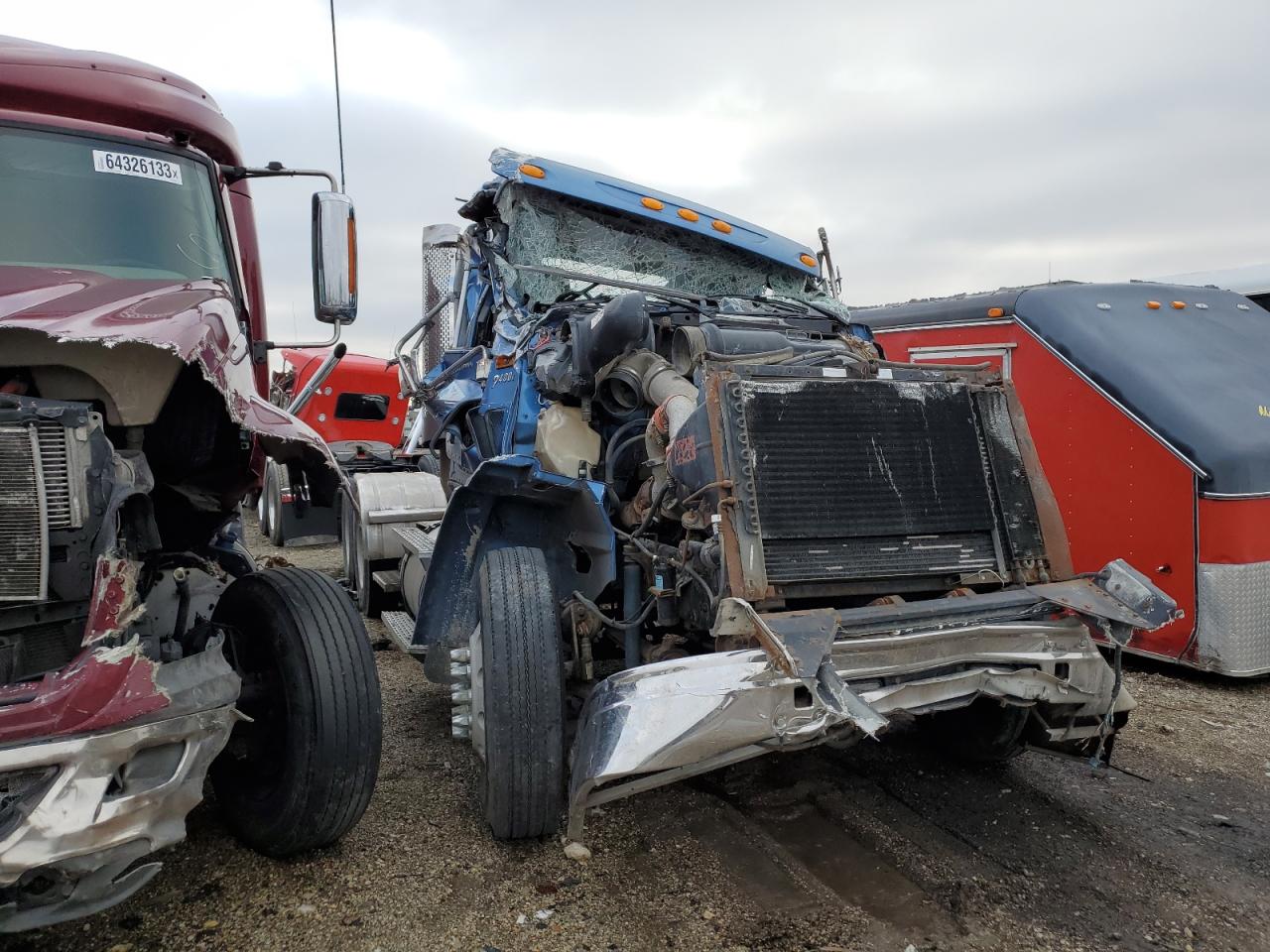 Image 1 of 2002 INTERNATIONAL 9400 9400I 2002 with VIN 2HSCNAXR72C033816