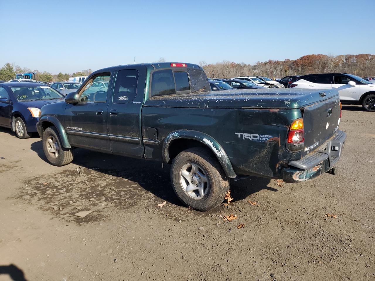Image 2 of 2002 TOYOTA TUNDRA ACCESS CAB LIMITED 2002 with VIN 5TBBT48162S319707