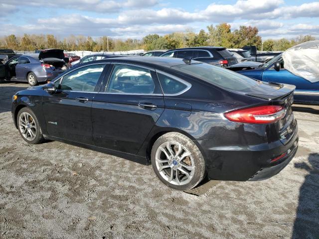 Obraz 2 z 2019 FORD FUSION TITANIUM 2019 z VIN 3FA6P0RU0KR182674