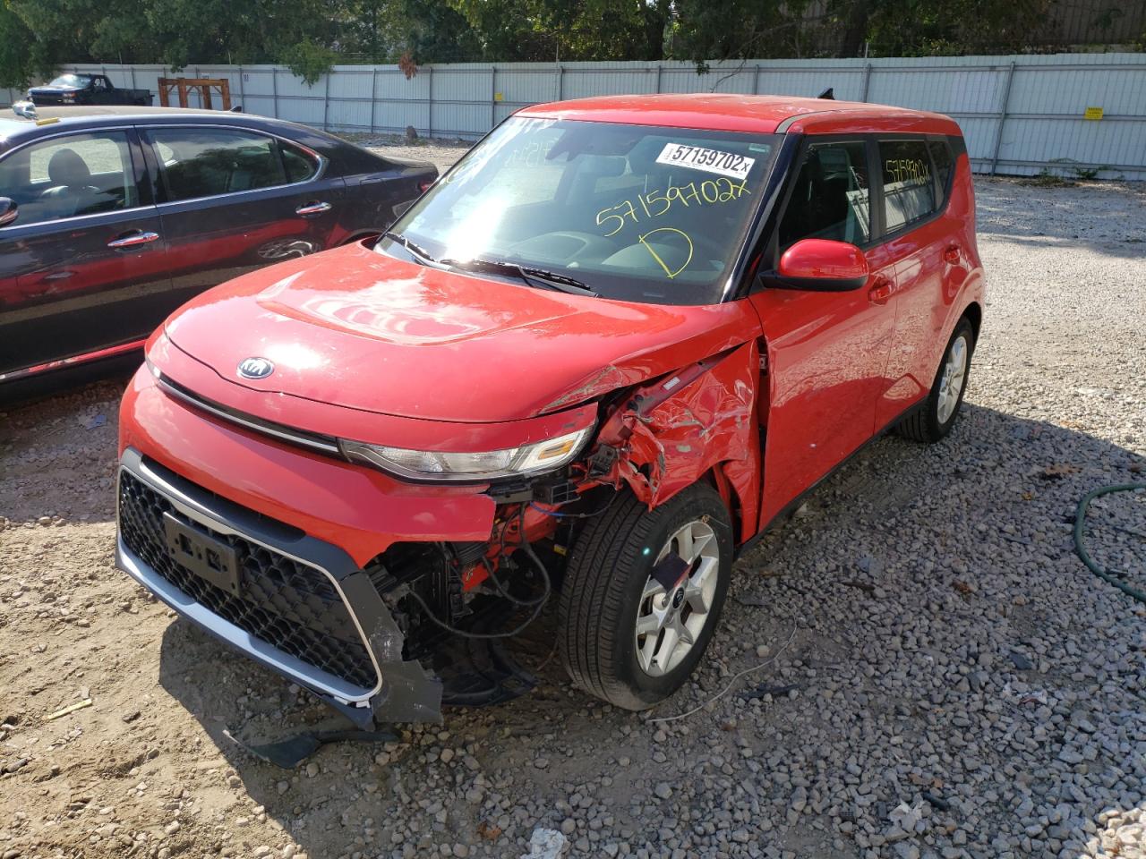 Image 2 of 2020 KIA SOUL LX 2020 with VIN KNDJ23AU3L7719787