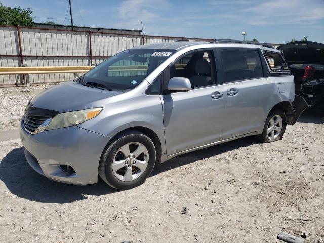 2011 TOYOTA SIENNA LE 2011 image