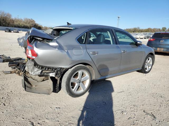 Obraz 3 z 2012 VOLKSWAGEN PASSAT SE 2012 z VIN 1VWBP7A37CC044728