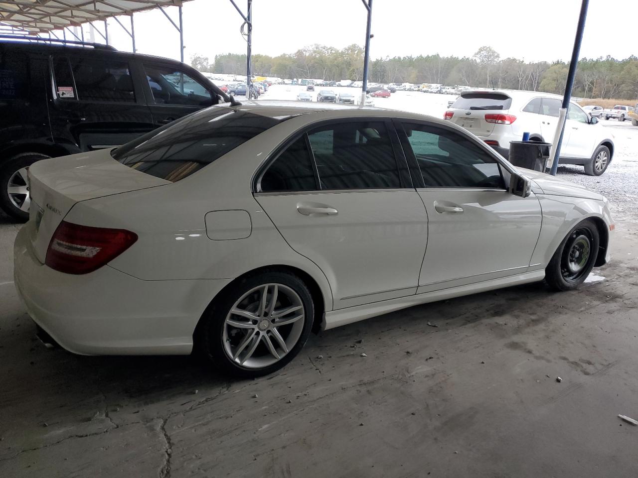 Изображение 3 2013 MERCEDES-BENZ C 300 4MATIC 2013 с VIN WDDGF8AB5DA793037
